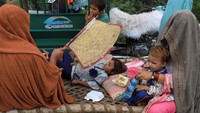 Banjir di Pakistan ini disebut mempengaruhi hidup lebih dari 30 juta orang selama beberapa minggu terakhir.