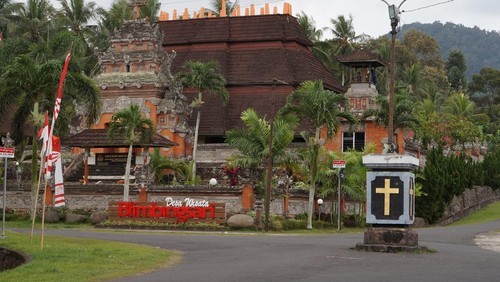 Desa Wisata Blimbingsari, yang terletak di Desa Blimbingsari, Kecamatan Melaya, Kabupaten Jembrana, Bali.