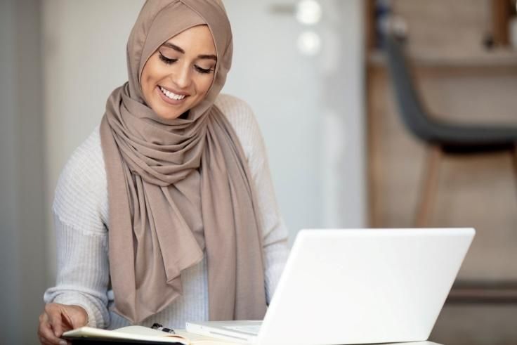 Ilustrasi Outfit Hijab