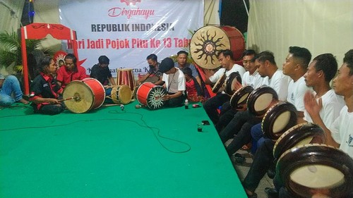 Kesenian Hadrah Kuntulan Pojok Pitu Lingkungan Asih, Kelurahan Gilimanuk saat tampil memperingati hari jadi Pojok Pitu ke 13 tahun, Sabtu (27/8/2022)