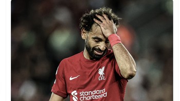 Ada yang bisa menjelaskan bagaimana Liverpool bisa mencetak 9 gol tapi Salah sama sekali tak berkontribusi? Foto: Twitter