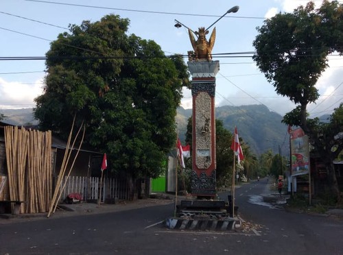 Pintu masuk Desa Les, Kecamatan Tejakula, Kabupaten Buleleng, Bali.