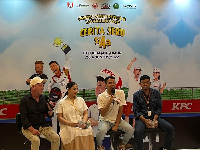 Raffi Ahmad dan Nagita Slavina saat ditemui di salah satu kawasan di Kemang, Jakarta Selatan.
