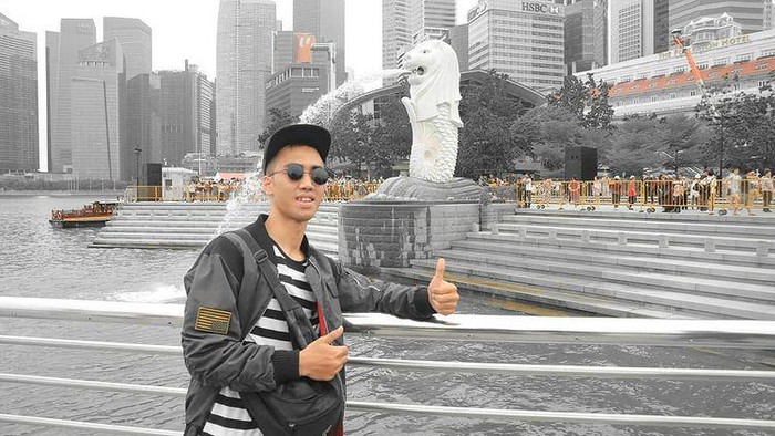 Pembuat filter Ferdy Sambo memberikan komentarnya tentang viralnya filter tersebut. Dia menceritakan berapa lama waktu pengerjaannya hingga respon masyarakat. Augmented reality creator Rizalduhhh adalah pembuat filter Ferdy Sambo yang viral di TikTok.