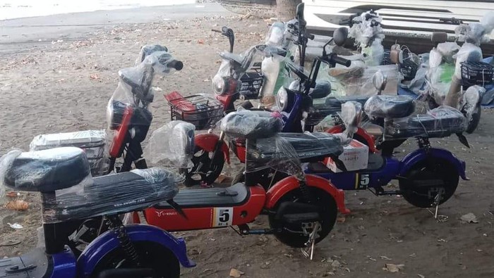 Sepeda listrik mulai menjamur di Gili Trawangan, Lombok Utara, NTB, Minggu (28/8/2022).