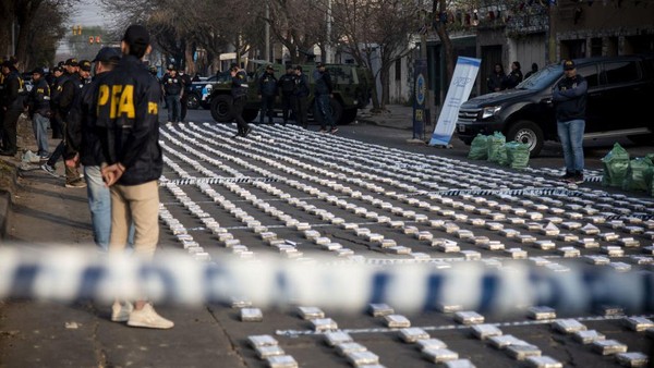 Ngeri... 1,6 Ton Kokain Tujuan Dubai Disita Polisi Argentina