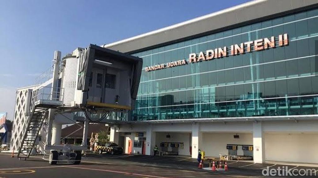 Penumpang Pesawat di Bandara Radin Inten II Wajib Booster Mulai Hari Ini