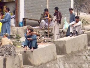 Jerit Warga Pakistan Dilanda Banjir Besar: Kami Butuh Obat!