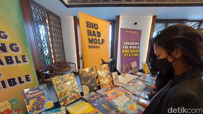 Bazar buku terbesar hadir di Bandung