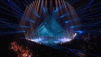 Bahkan beberapa artis ikut bergoyang saat BLACKPINK tampil di atas panggung. Foto: AFP via Getty Images/ANGELA WEISS