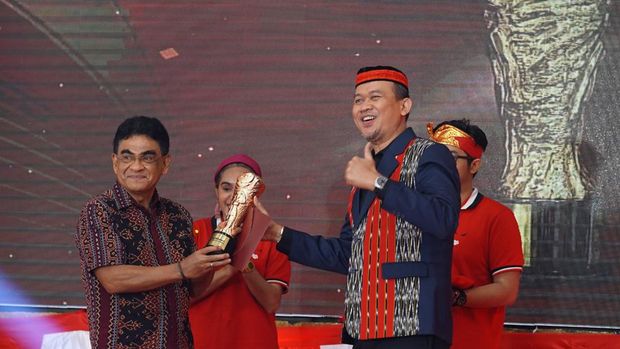 Cak Lontong ramaikan Festival Desa kedua Piala Megawati.