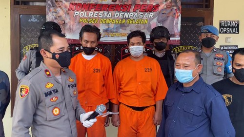 Dua pelaku judi togel online bernama I Ketut Karyawan Gunawan (36) dan I Wayan Sukadana (46) ditangkap polisi.