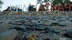 Eksotisme Pantai Wini, Cocok Jadi Spot Healing