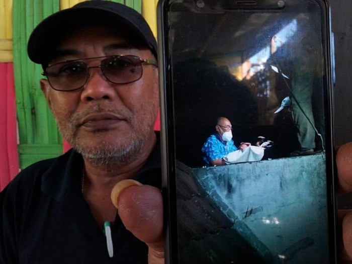 Samsul Hadi (57), Kasie Trantibum Kecamatan Mulyorejo