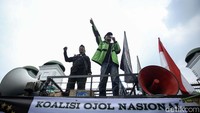 Alasannya, menurut mereka adalah yang terjadi di lapangan hubungan yang terjalin bukanlah hubungan mitra.