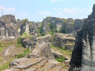 Keindahan Gunung Pegat di Balik Mitos yang Jadi Momok Sepasang Kekasih