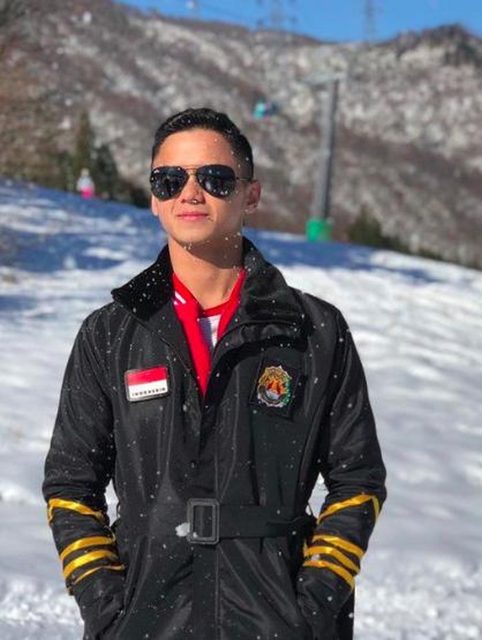 Jevo Batara Jevo Batara anak dari Napoleon Bonaparte.
