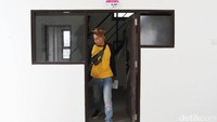 Dengan jarak antar lantai yang tinggi ini, memungkinkan dikembangkannya area ekonomi untuk berbagai jenis usaha atau dapat juga diubah menjadi unit hunian tambahan di masa yang akan datang.