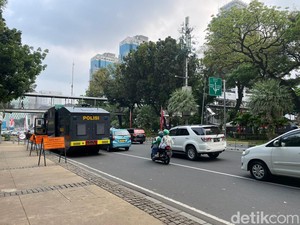 Antisipasi Demo, Lalin ke Arah Medan Merdeka Barat Ditutup