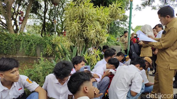 Mahasiswa di Lebak demo tolak kenaikan harga BBM