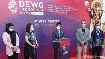 Perkembangan teknologi semakin canggih dari hari ke hari. Menteri Komunikasi dan Informatika (Menkominfo) Johnny G Plate pun mengatakan kehidupan saat ini sudah mulai terasa seperti film fiksi ilmiah. Foto: Fino Yurio Kristo/detikinet