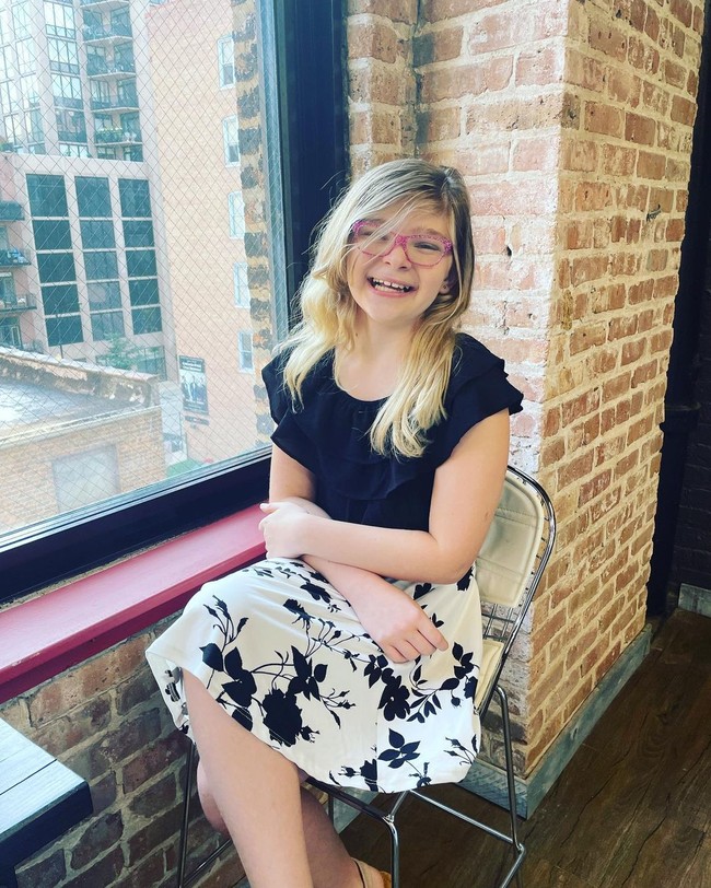 Ayah kandung Noella sendiri, Timothy McCord, mengaku tidak masalah anaknya menjadi transgender. Tapi ia khawatir hal tersebut diungkap secara publik terlalu dini. Pria itu bahkan tidak yakin dengan masa depan anaknya yang direncanakan akan menjalani perawatan hormon. Aku tidak bisa berkata apa-apa. Dia bukan anakku lagi, ujarnya dilansir New York Post.Foto: Instagram @thenoellabella