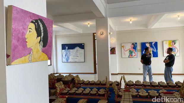 Pameran lukisan karya Azisi Adi di Studio Jeihan.