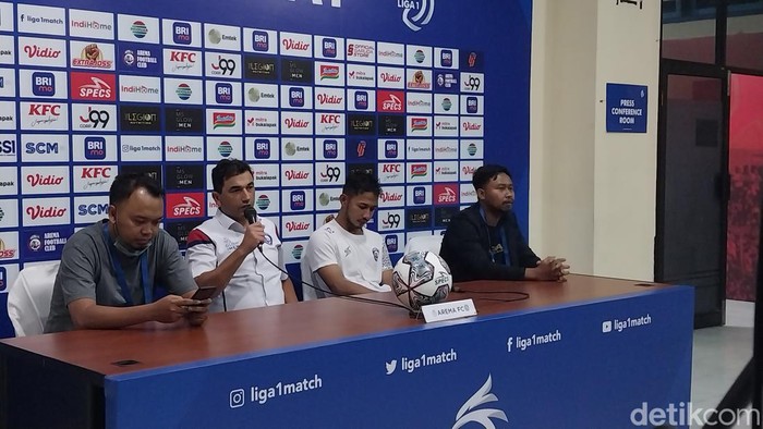 Pelatih Arema FC Eduardo Almeida