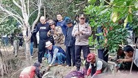 PNM bekerjasama dengan Pemkab Subang, Dinas Lingkungan Hidup Subang, Cabang Dinas Kehutanan Wilayah II Purwakarta Provinsi Jawa Barat dan Kelompok Lestari Desa Langensari menggelar kegiatan penanaman 10.000 mangrove di Desa Langansari, Kecamatan Blanakan, Kabupaten Subang.