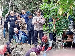 Penanaman 10.000 Mangrove di Subang