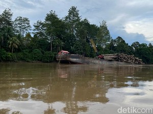 Menyusuri Kayan, Sungai yang Bisa Menghasilkan Listrik Ribuan Megawatt