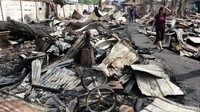 Kebakaran membuat puluhan rumah terbakar total. Permukiman warga itu terbakar sekitar pukul 03.24 WIB.