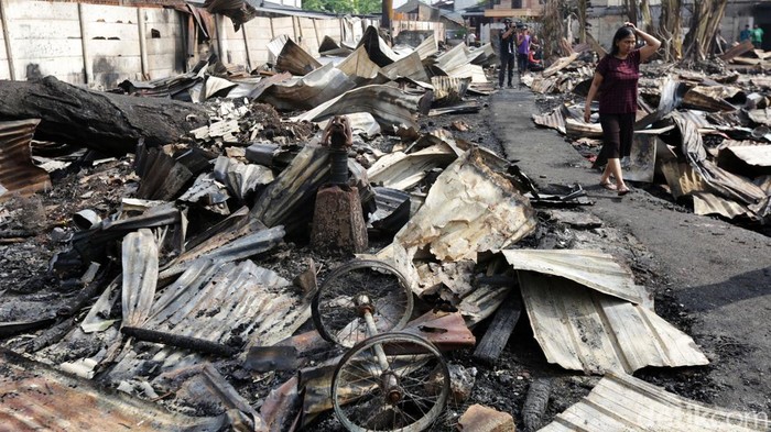 Puluhan Rumah Di Cakung Hangus Terbakar Ini Sisa Sisanya 4312