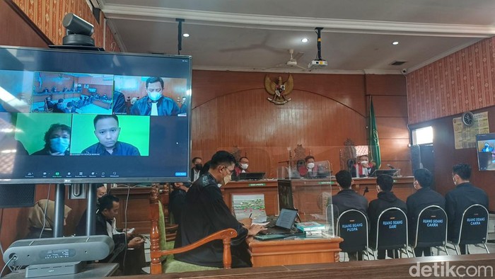 Suasana sidang Doni Salmanan beragenda saksi