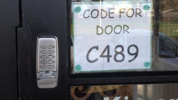 Kode untuk semua orang. Foto: Boredpanda