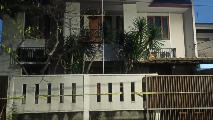 Suasana rumah dinas Irjen Ferdy Sambo pada Senin (29/8/2022) pukul 18.00 WIB (Adrial-detikcom)