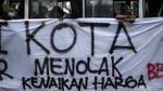 Tolak Rencana Kenaikan BBM, Massa HMI Konvoi ke DPR