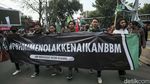 Tolak Rencana Kenaikan BBM, Massa HMI Konvoi ke DPR