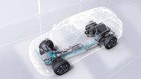 Mobil baru Wuling ini juga dibekali motor listrik torsi tinggi 320 Nm. Ada juga baterai berdaya tinggi maksimal lebih dari 100 kW yang dikawinkan dengan mesin hybrid 2.000 cc dengan efisiensi termal maksimal 41%. Tenaga yang dihasilkan diklaim setara dengan mesin 2.000 cc turbo. Foto: Dok. Wuling