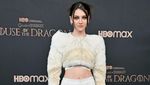 Tatapan Tajam Emily Carey, Pemeran Alicent Hightower di House of the Dragon