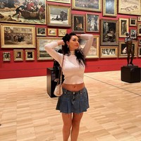 Para fans pun harus kecewa karena akhirnya acara tersebut dibatalkan. Tentu tak hanya para penggemar, Anna Paul sendiri kecewa dengan acaranya yang berakhir tidak menyenangkan. Foto: Instagram @anna_paull