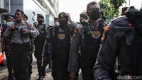 Di lokalisasi Gunung Antang yang akan ditertibkan petugas gabungan terdapat sekitar 120 bangunan.