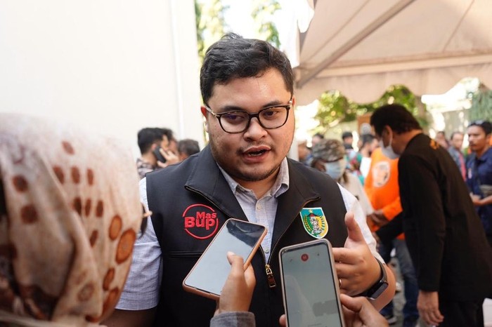 Bupati Kediri Hanindhito Himawan Pramana