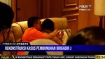 Potret Ferdy Sambo Peluk dan Cium Putri Candrawathi Saat Rekonstruksi