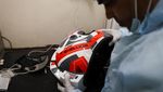Ini Helm Anti Polusi dengan Filter Udara dan Kipas Angin, Keren Gak?