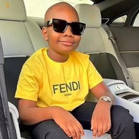 Dalam surat resmi yang dirilis oleh Economic and Financial Crimes Commission, ayah Mompha Junior, Ismailia Mustapha, tengah dicari karena melakukan pelanggaran. “Pengumuman ini menyatakan bahwa ISMAILA MUSTAPHA yang fotonya ada di bawah ini, dicari oleh Economic and Financial Crimes Commission (EFCC),” tulis pengumuman tersebut dengan menyertakan berbagai kasus yang dituduhkan pada Ismaila termasuk kasus pencucian uang. Foto: Dok. Instagram mompha_lifestyle