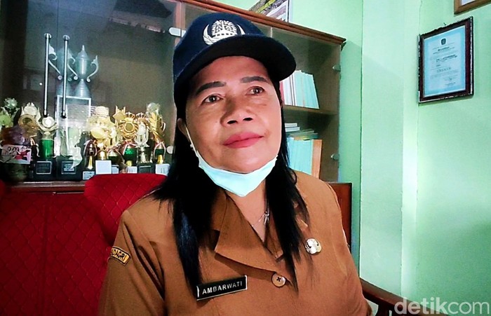 Kepala Sekolah SDN 2 Kepundungan Ambarwati