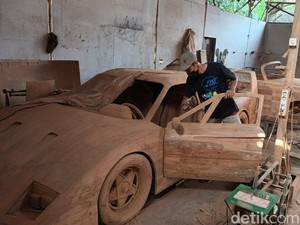 Replika Mobil Mewah Berbahan Kayu Made in Boyolali Ngebut ke Eropa