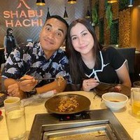 Begini potretnya dengan sang ayah yang baru-baru ini tengah merindukan si putri sulung karena sedang kuliah di Amerika. Foto: Instagram @rico_cepero