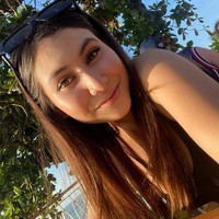 Keysha Alea Malakiano adalah anak dari mantan pasangan Rico Ceper dan Sandrina Malakiano. Penampilan Alea yang sudah beranjak dewasa baru-baru ini mengejutkan netizen.Foto: Instagram @aleamalakiano